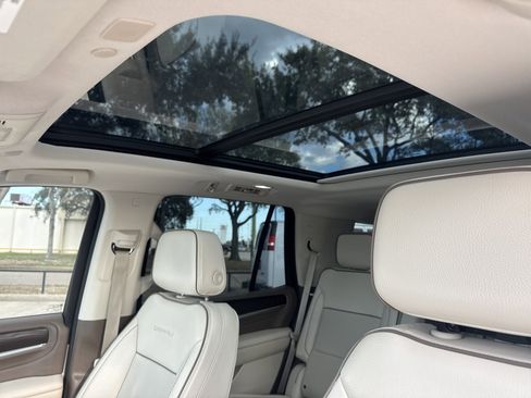 Used 2022 GMC Yukon Denali w/ Max Trailering Package image 7
