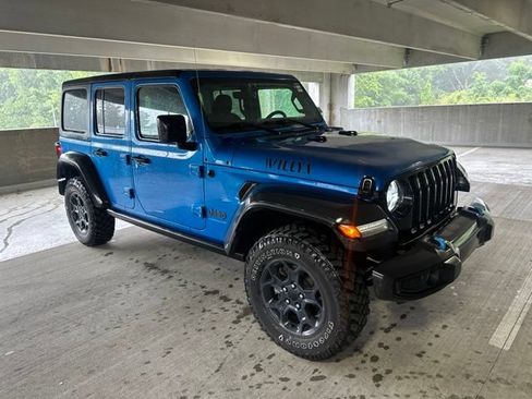 Used 2023 Jeep Wrangler Unlimited w/ Cold Weather Group AWD/4WD image 1