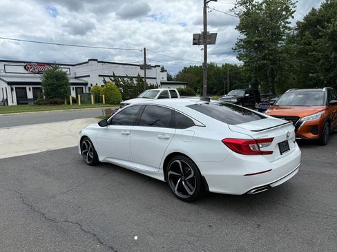 Used 2022 Honda Accord Sport image 5