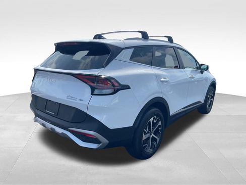 Used 2024 Kia Sportage EX AWD/4WD image 5