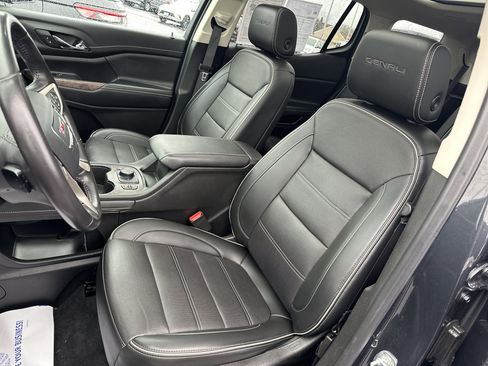 Used 2021 GMC Acadia Denali image 10