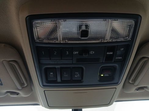 Used 2019 Toyota 4Runner Limited image 5