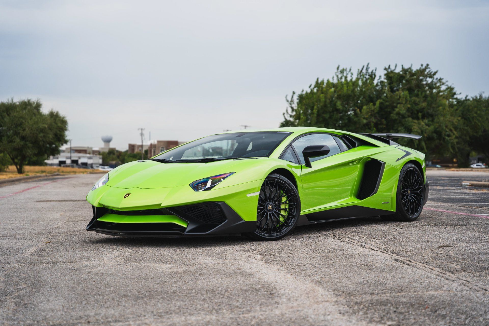 Used 2016 Lamborghini Aventador LP 750-4 Superveloce AWD/4WD image 2