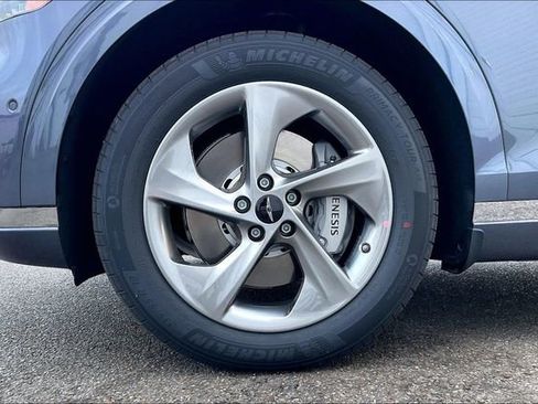 New 2026 Genesis GV70 2.5T Advanced image 12