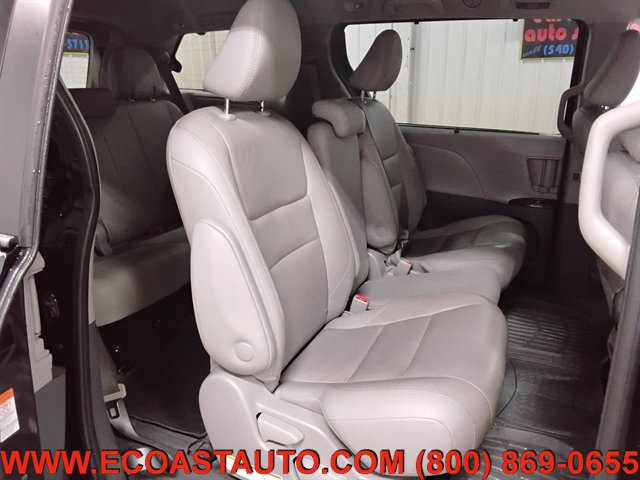 Used 2020 Toyota Sienna XLE FWD image 15