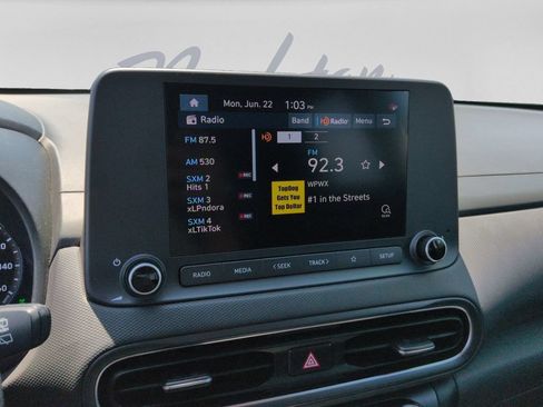 Used 2023 Hyundai Kona SEL AWD/4WD image 22