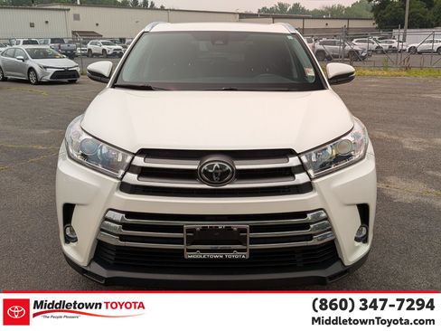 Used 2019 Toyota Highlander Limited AWD/4WD image 8