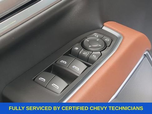Used 2025 GMC Sierra 2500 Denali Ultimate AWD/4WD image 23