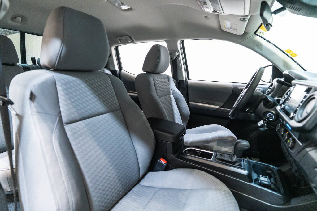 Used 2023 Toyota Tacoma SR AWD/4WD image 14