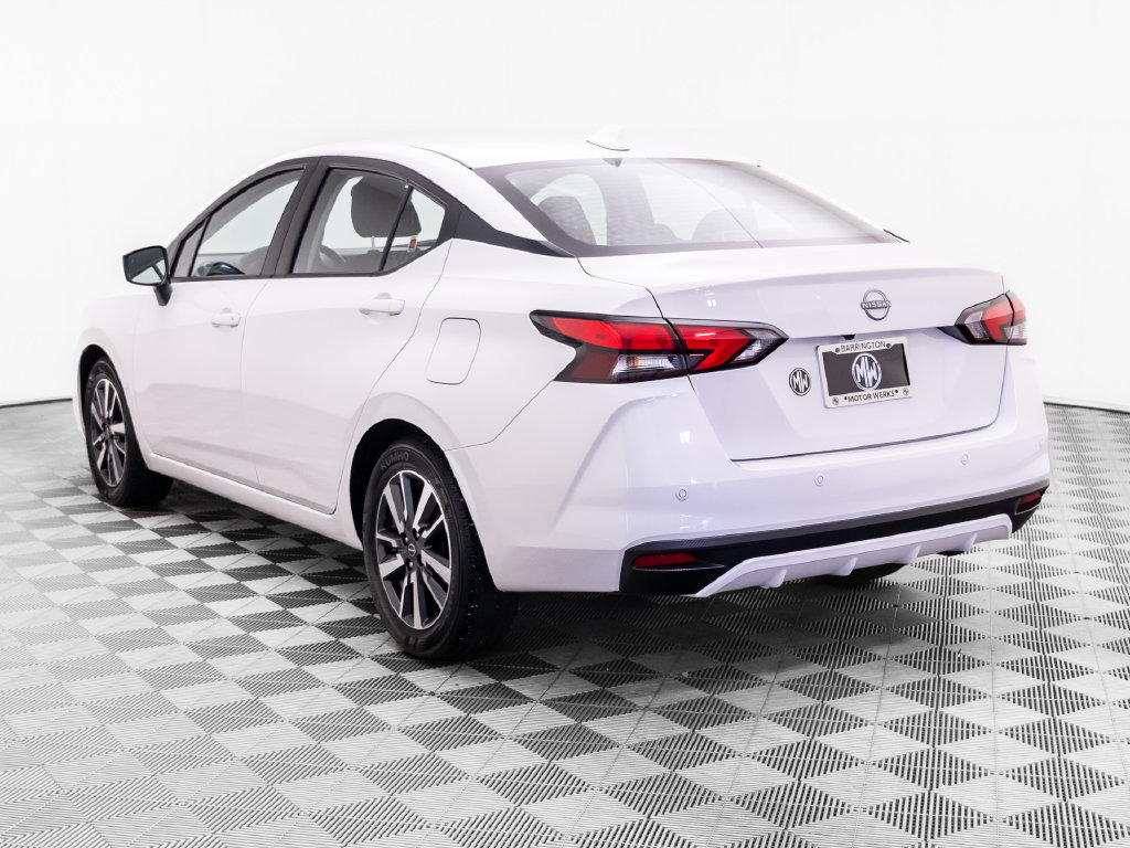 Used 2025 Nissan Versa SV FWD image 4