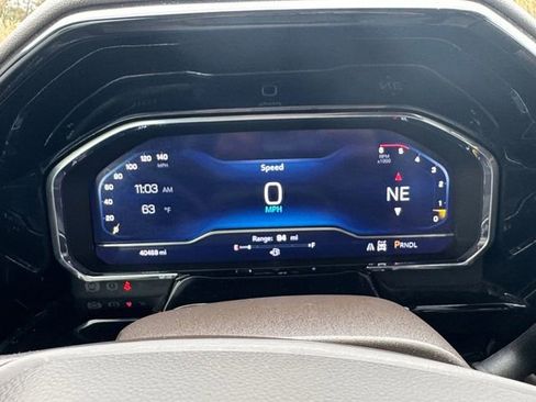 Used 2024 Chevrolet Silverado 2500 LTZ w/ LTZ Plus Package image 10