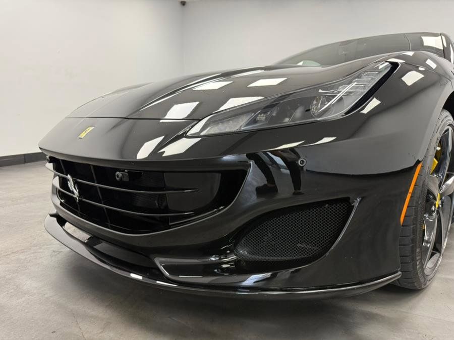 Used 2019 Ferrari Portofino RWD image 30