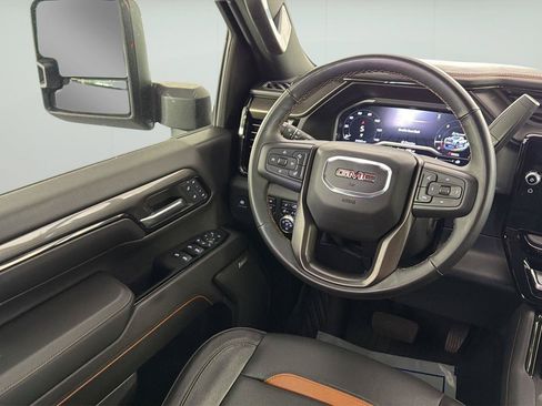 Used 2024 GMC Sierra 2500 AT4 w/ Technology Package AWD/4WD image 23