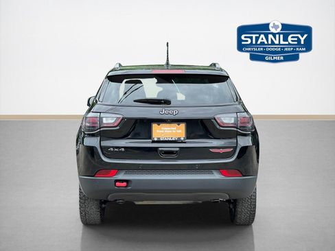 Certified 2024 Jeep Compass Trailhawk w/ Trailhawk Elite Group AWD/4WD image 7