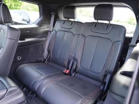 Used 2024 Jeep Grand Cherokee L Summit AWD/4WD image 7