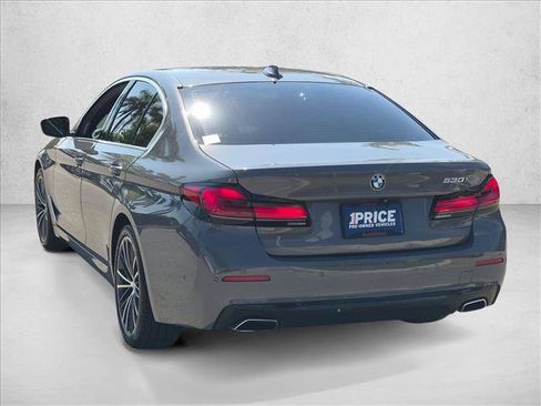 Used 2021 BMW 530i w/ Premium Package RWD image 8