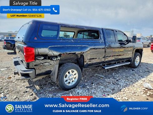 Used 2015 Chevrolet Silverado 2500 LT w/ LT Convenience Package RWD image 4
