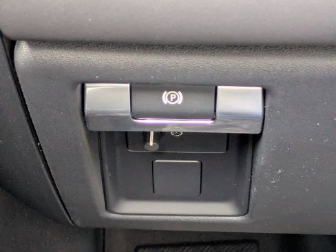 New 2026 Land Rover Defender 130 V8 image 19