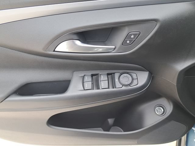 New 2026 Buick Envista Preferred w/ Convenience II Package FWD image 9