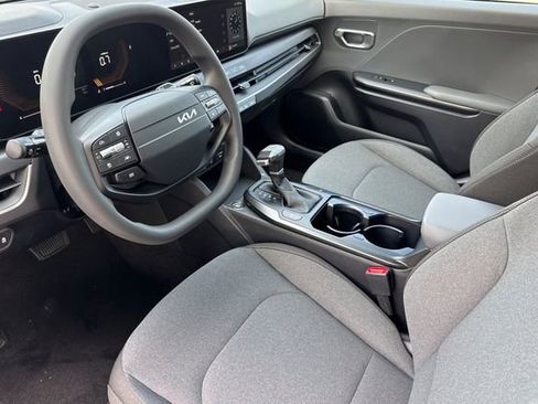 New 2026 Kia K4 LXS image 11