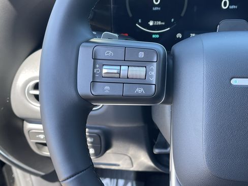 Certified 2026 Hyundai Palisade Limited AWD/4WD image 23