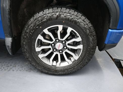 Used 2023 GMC Sierra 1500 AT4 AWD/4WD image 18