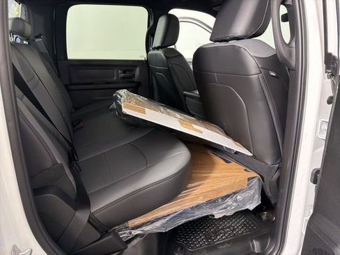 New 2026 RAM 2500 Tradesman AWD/4WD image 28