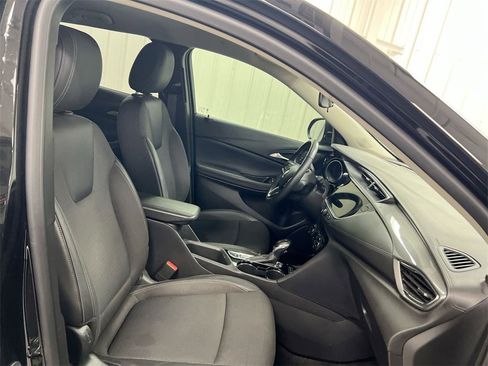 Used 2023 Buick Encore GX Select w/ Safety Package II image 21