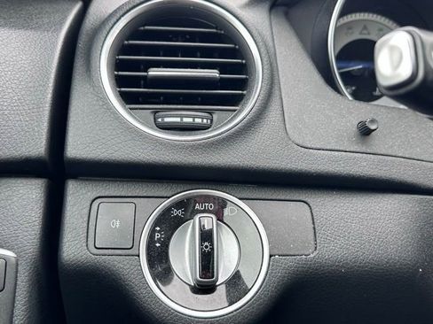 Used 2013 Mercedes-Benz C 300 C 300 image 16