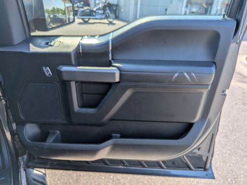 Used 2020 Ford F150 XLT w/ Equipment Group 302A Luxury AWD/4WD image 34
