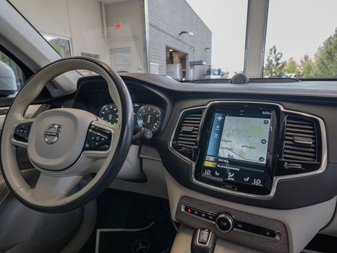 Used 2022 Volvo XC90 T6 Inscription w/ Advanced Package AWD/4WD image 19