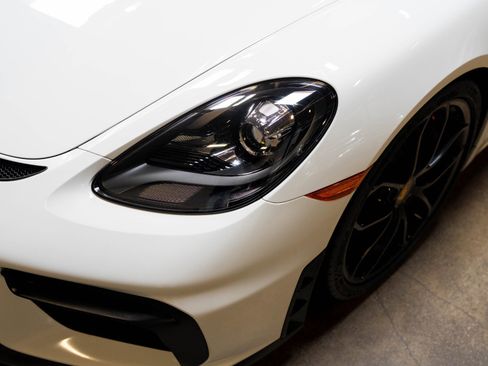 Used 2021 Porsche 718 Boxster Spyder image 20