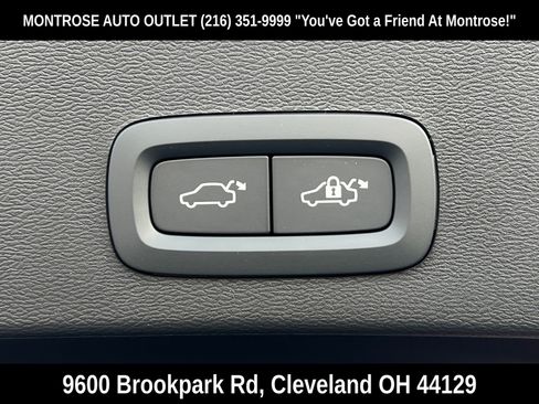 New 2026 Volvo XC40 B5 Plus w/ Protection Package Premier image 35