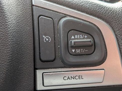 Used 2017 Subaru Crosstrek 2.0i Premium image 9