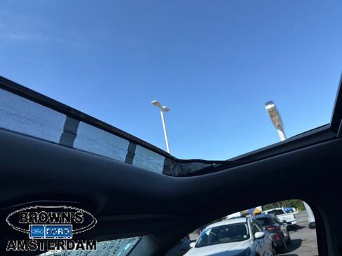 Used 2023 Jeep Grand Cherokee L Laredo AWD/4WD image 19