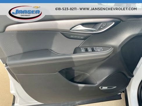 Used 2025 Buick Envision Sport Touring image 21