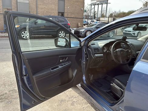 Used 2012 Subaru Impreza 2.0i Sport Premium image 14