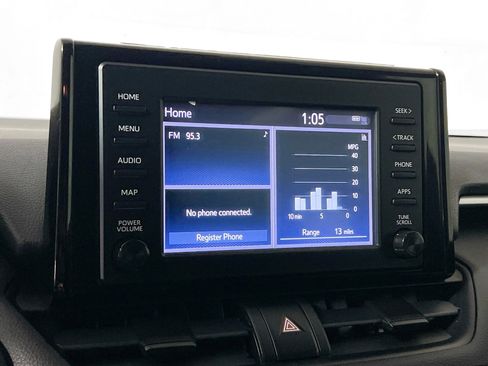 Used 2019 Toyota RAV4 LE image 27