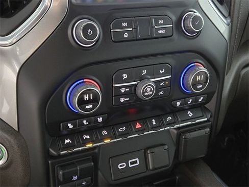 Used 2022 Chevrolet Silverado 1500 LTZ w/ Safety Package II image 36