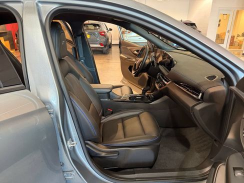 Used 2025 Buick Envista Sport Touring FWD image 35