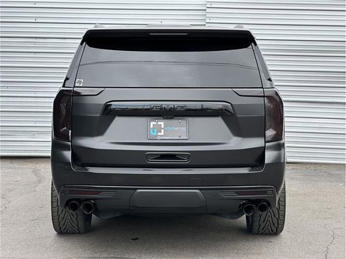 Used 2022 GMC Yukon Denali w/ Denali Ultimate Package image 11