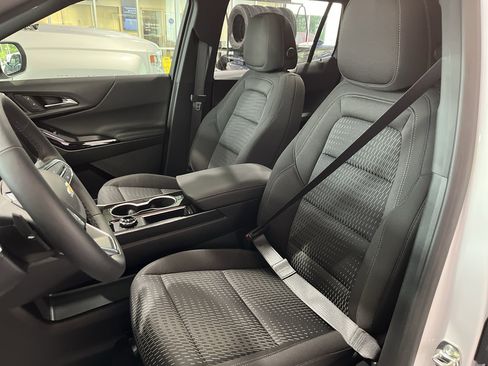 New 2026 Chevrolet Equinox LT FWD image 12