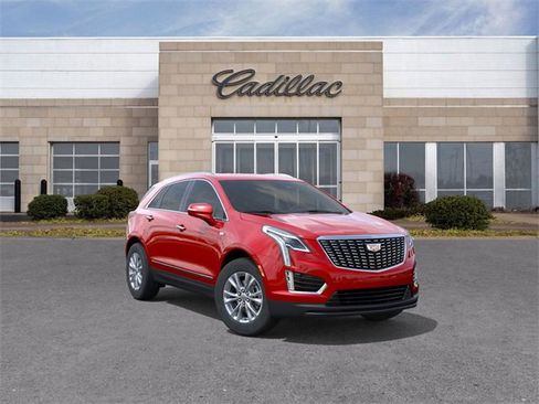 New 2025 Cadillac XT5 Luxury image 1