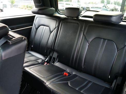 Used 2021 Ford Expedition Limited image 18