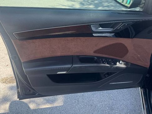 Used 2014 Audi A8 L TDI image 18