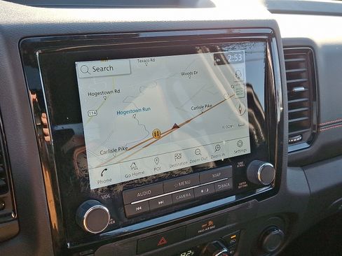 Used 2023 Nissan Frontier PRO-4X w/ Pro-4X Premium Package image 17