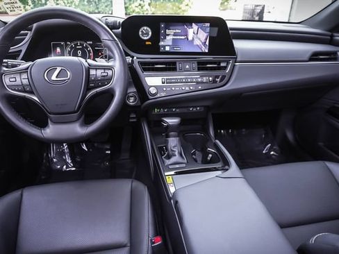 Used 2025 Lexus ES 350 w/ Premium Package FWD image 19