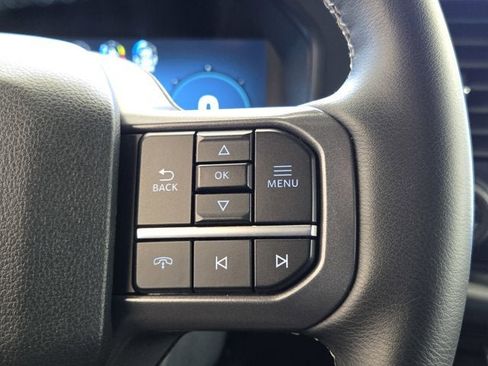 Used 2025 Ford F150 Lariat w/ Equipment Group 502A High image 28