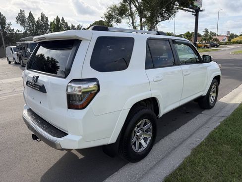 Used 2015 Toyota 4Runner Trail Premium AWD/4WD image 5