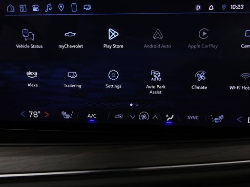 Used 2025 Chevrolet Suburban Z71 w/ Comfort Package image 30